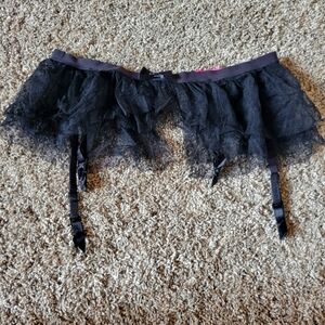 Betsey Johnson Sheer Black Polkadot Adjustable Garter Skirt Size Small